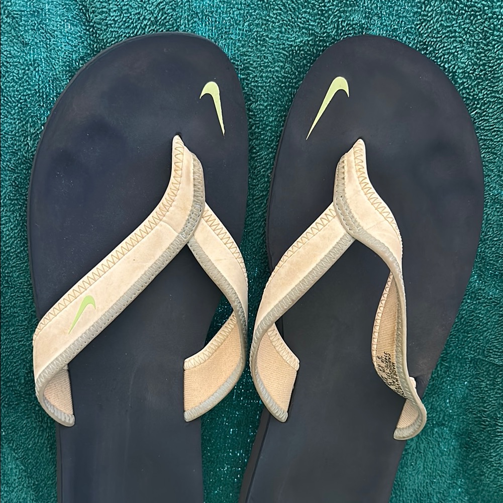 Nike Dark Blue And Light Tan Flip-Flops